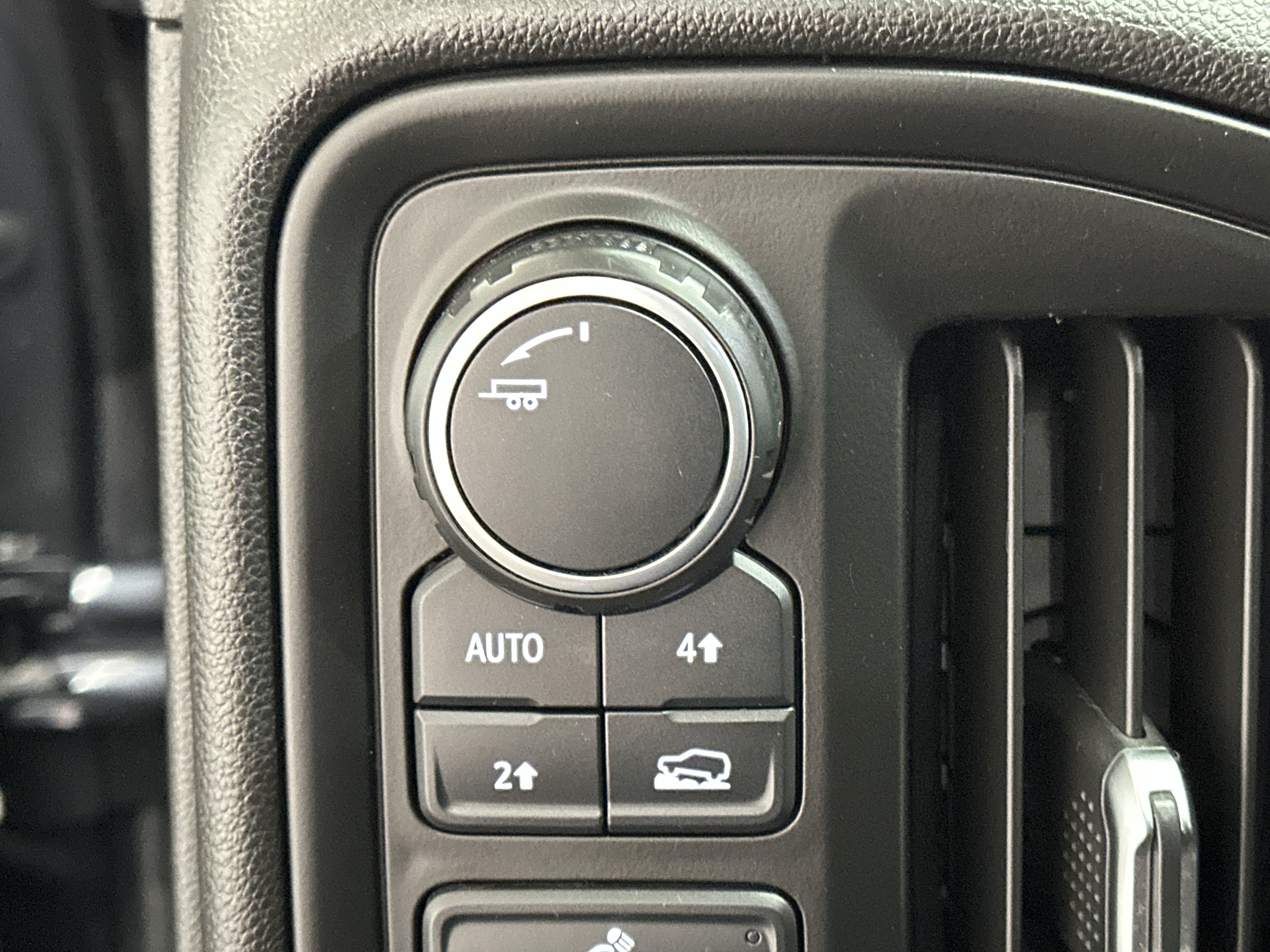 Used 2021 Chevrolet Silverado 1500 Custom AWD/4WD image 32