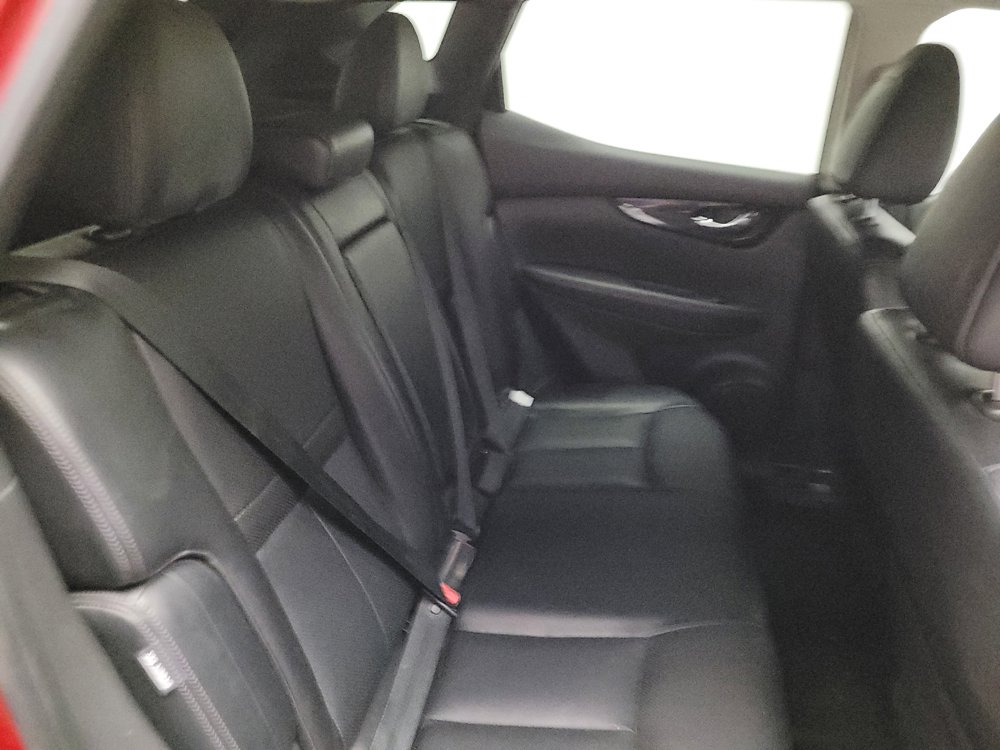 Used 2021 Nissan Rogue Sport SL w/ Premium Package FWD image 19