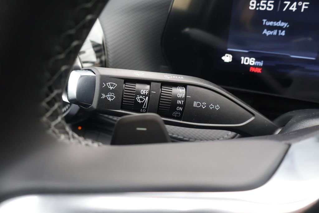 New 2026 Chevrolet Equinox LT w/ Convenience Package II FWD image 25