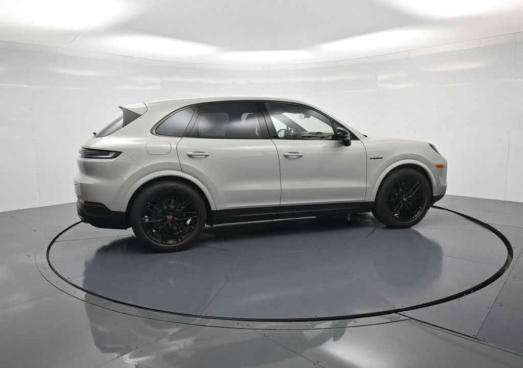 New 2026 Porsche Cayenne S AWD/4WD image 44