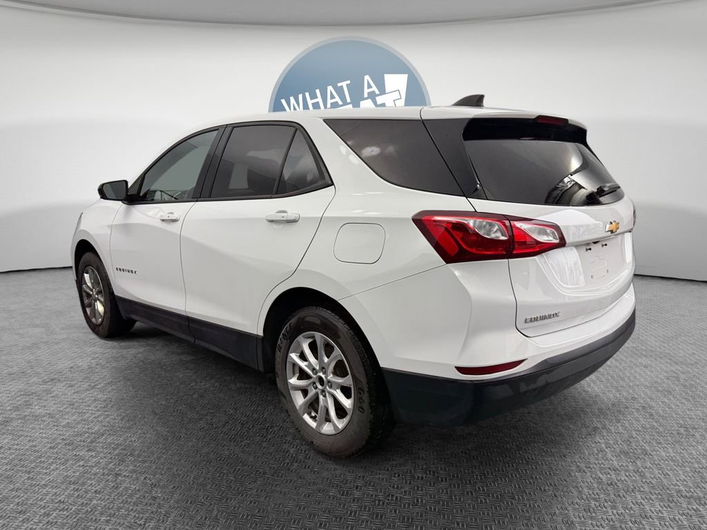 Used 2019 Chevrolet Equinox LS w/ LS Convenience Package AWD/4WD image 6