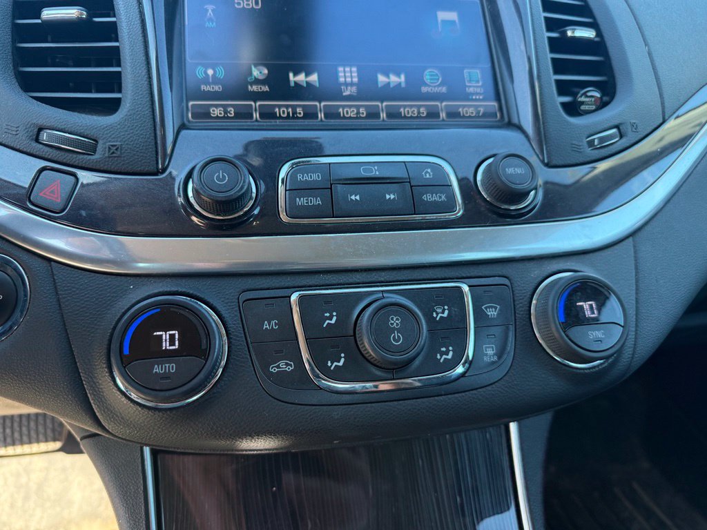 Used 2020 Chevrolet Impala LT FWD image 13