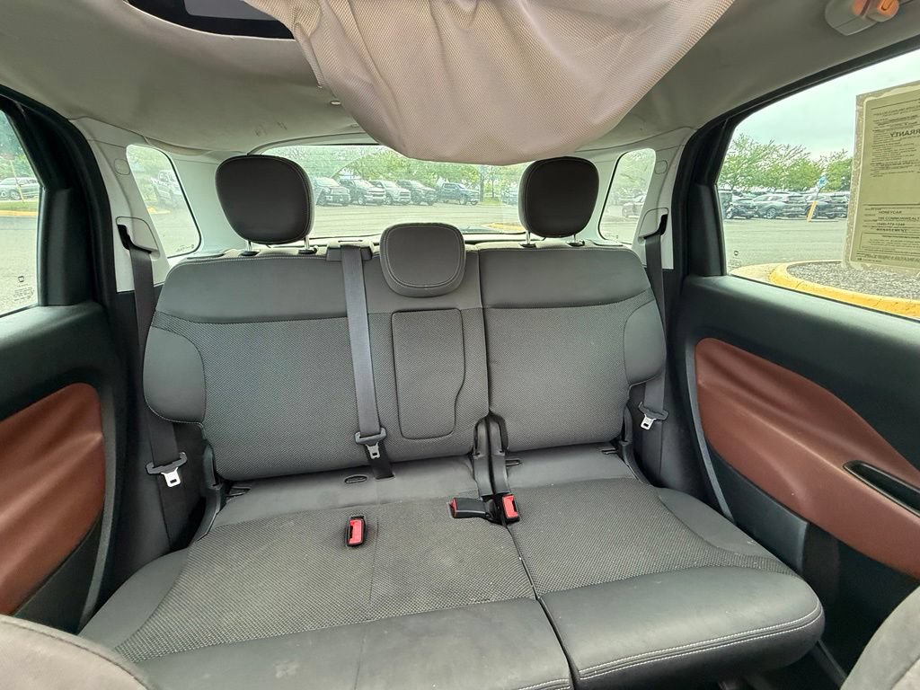 Used 2014 FIAT 500L Trekking w/ Popular Equipment Group FWD image 11