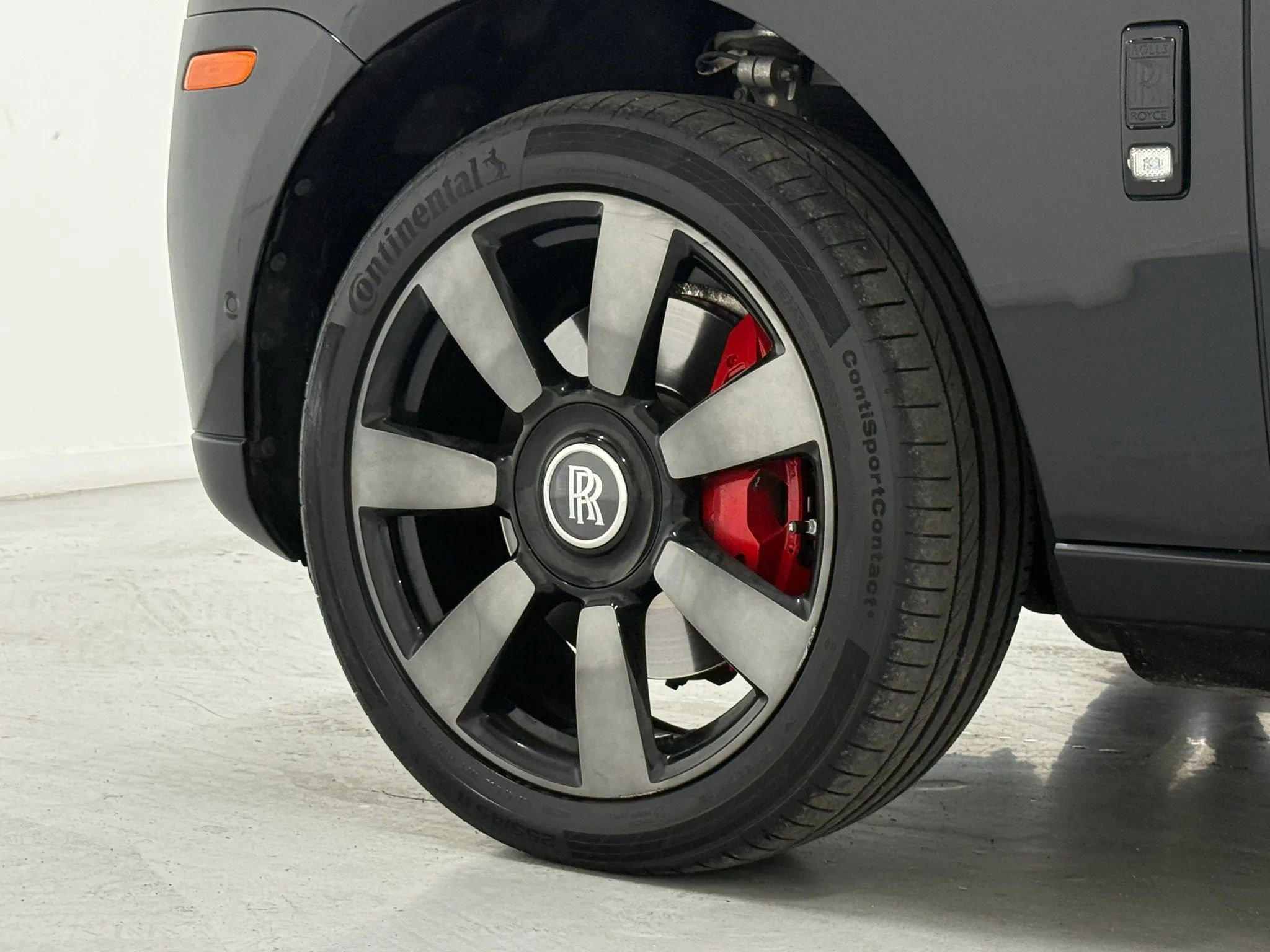 Used 2024 Rolls-Royce Cullinan image 58