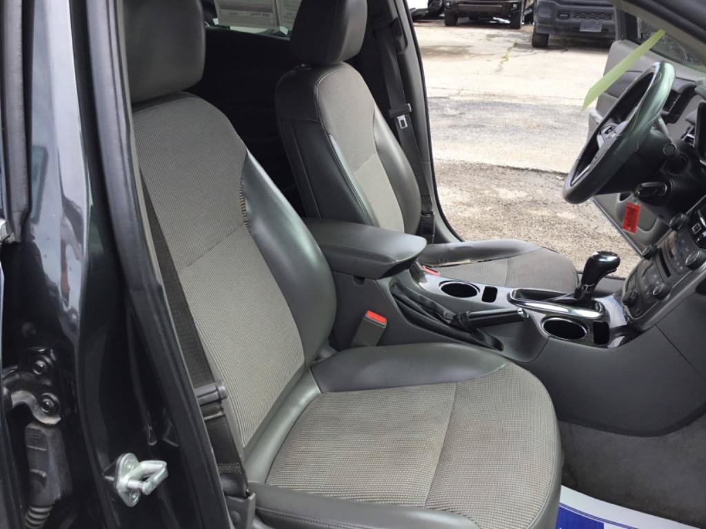 Used 2015 Chevrolet Malibu LT w/ Power Convenience Package FWD image 34