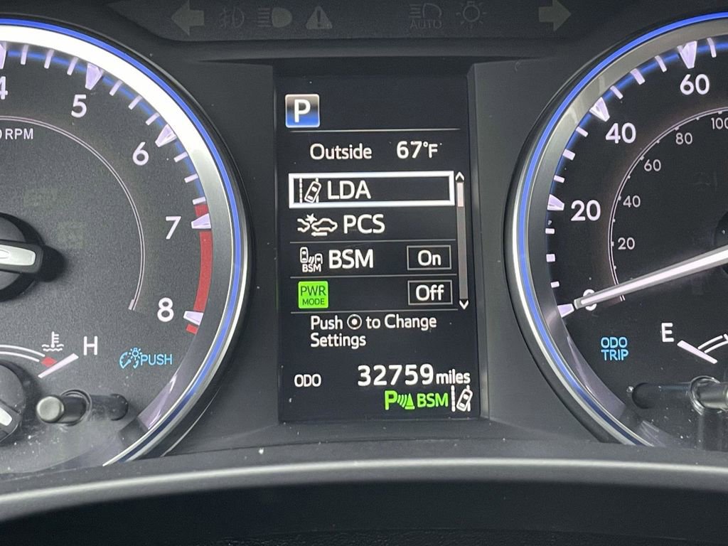 Used 2019 Toyota Highlander Limited FWD image 31