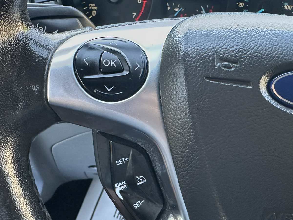 Used 2019 Ford Transit 250 130 Low Roof RWD image 31