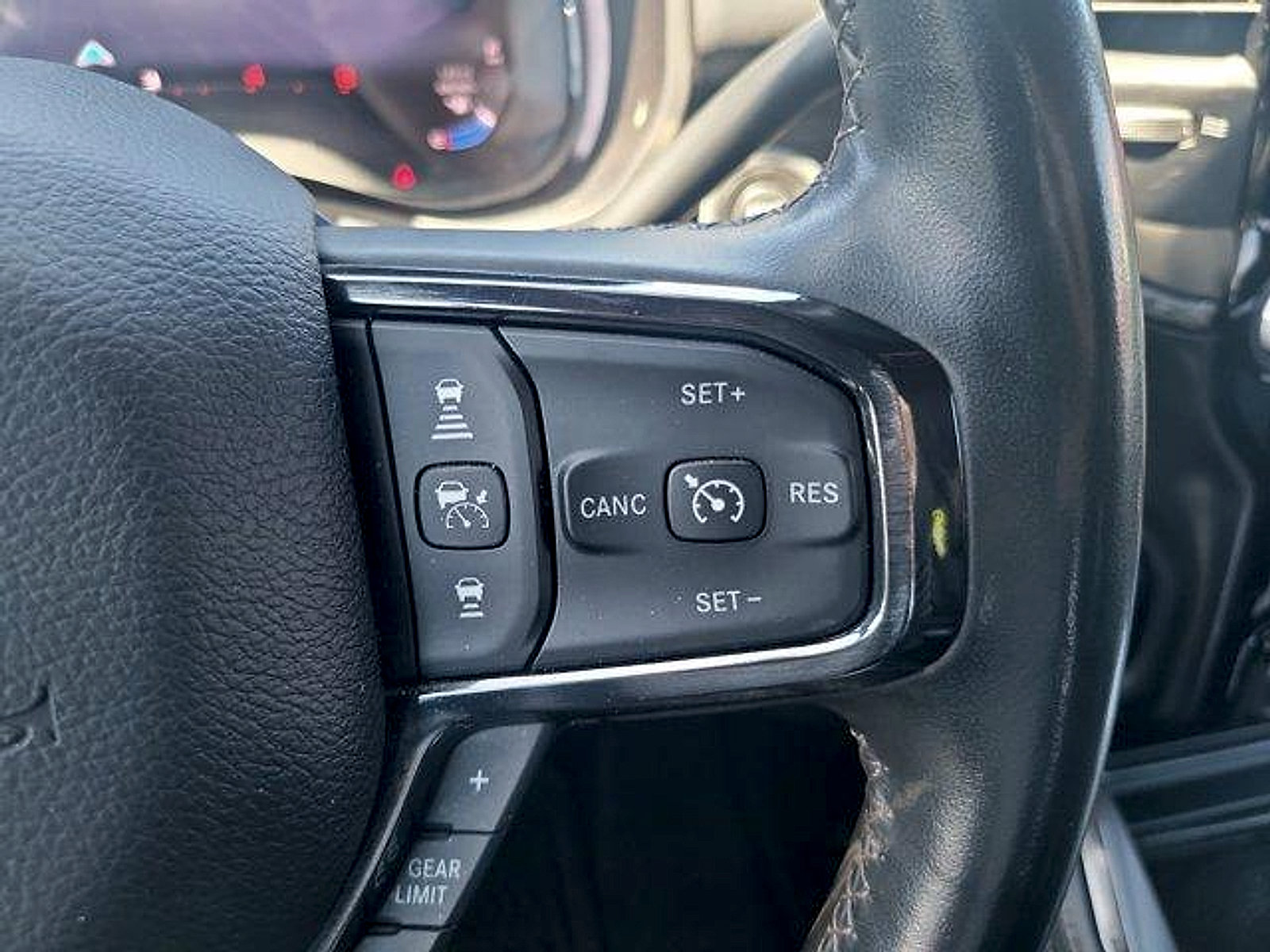 Certified 2023 RAM 2500 Limited AWD/4WD image 25