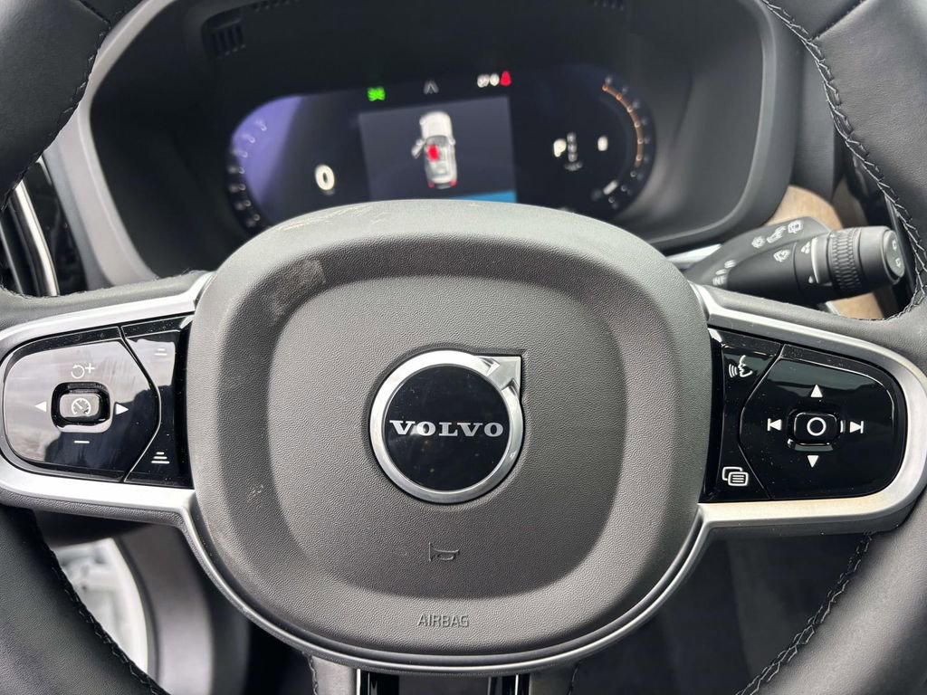 New 2026 Volvo XC60 B5 Plus w/ Protection Package Premier image 16