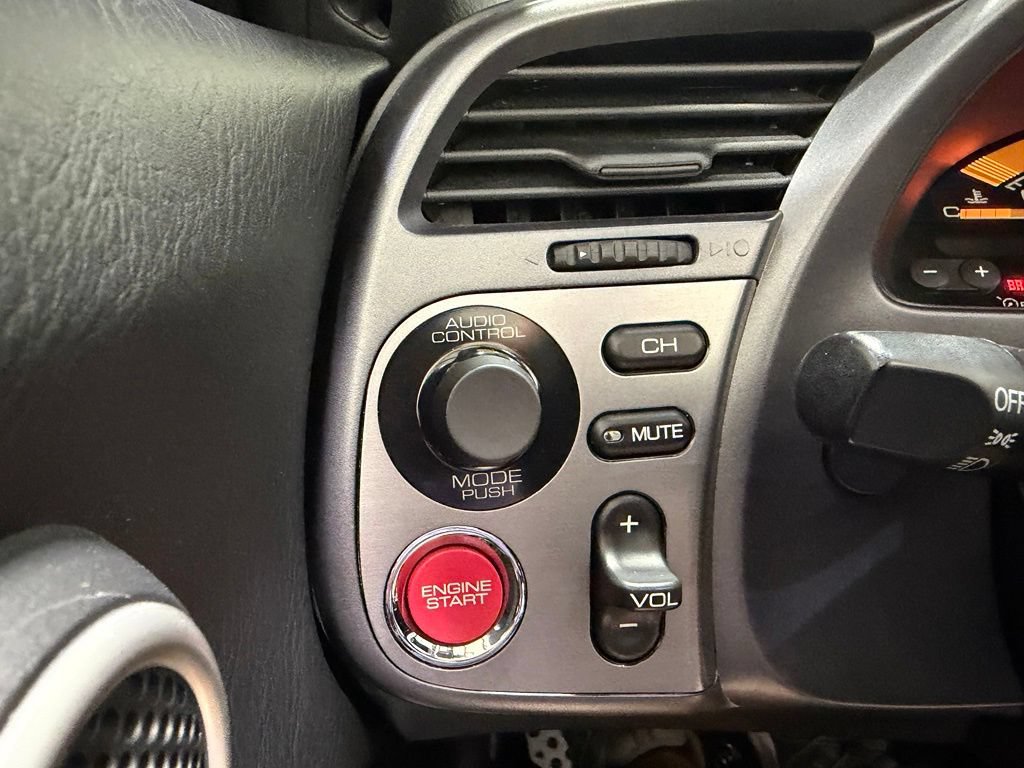 Used 2002 Honda S2000 image 21