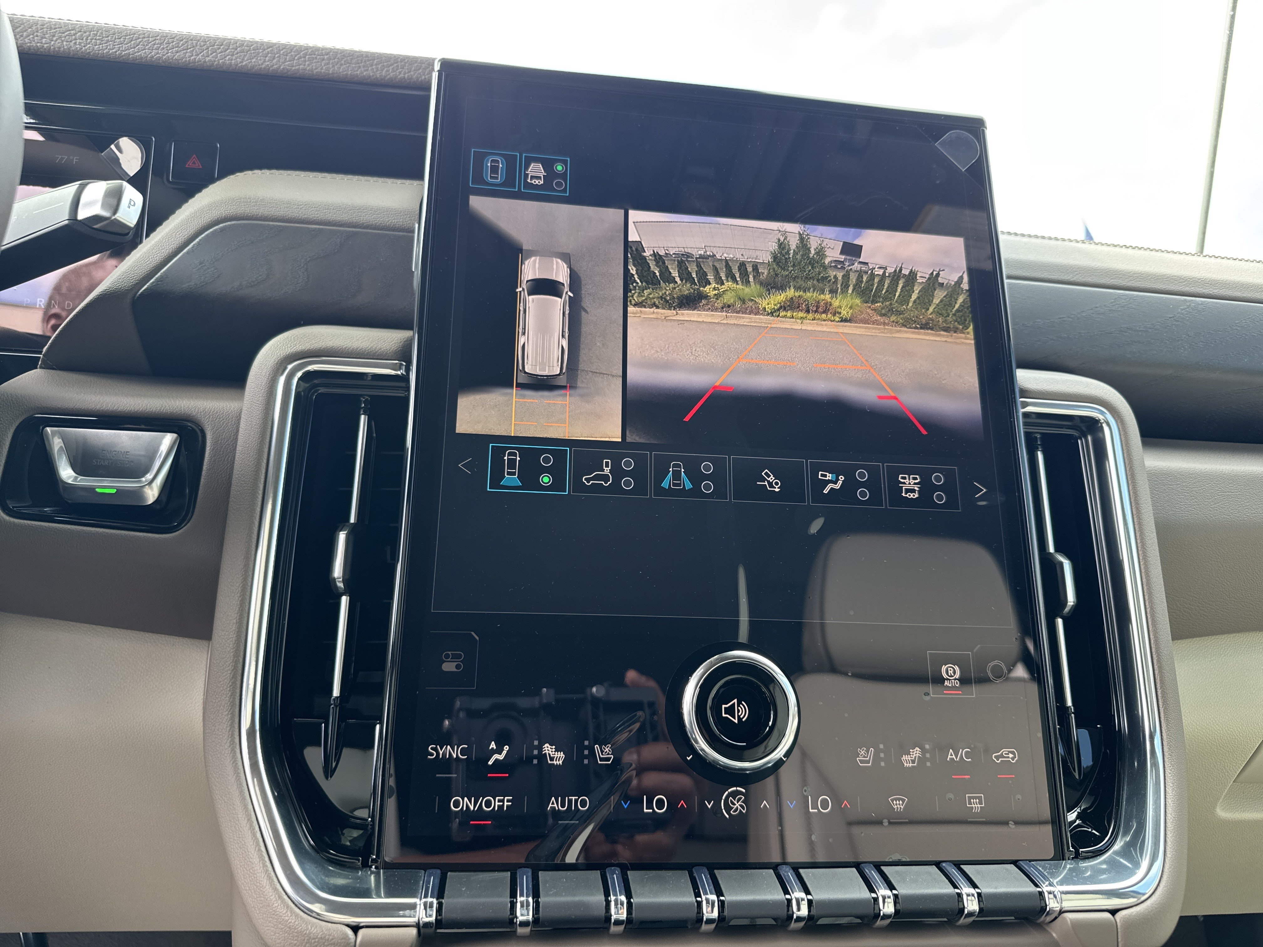 New 2026 GMC Yukon XL Denali w/ Denali Reserve Package RWD image 26
