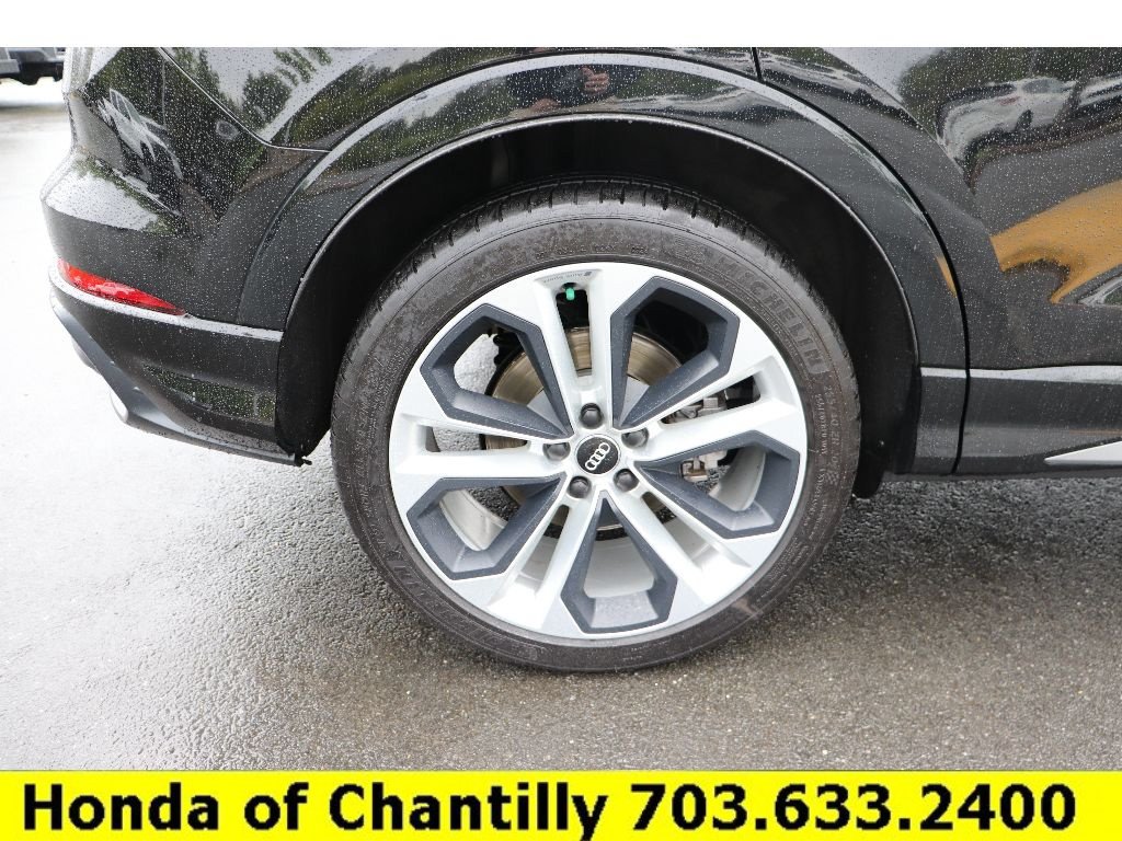 Used 2020 Audi Q3 2.0T Premium Plus w/ Premium Plus Package AWD/4WD image 29