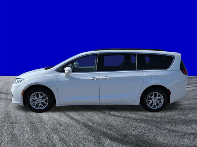 Used 2022 Chrysler Pacifica Touring-L FWD image 7