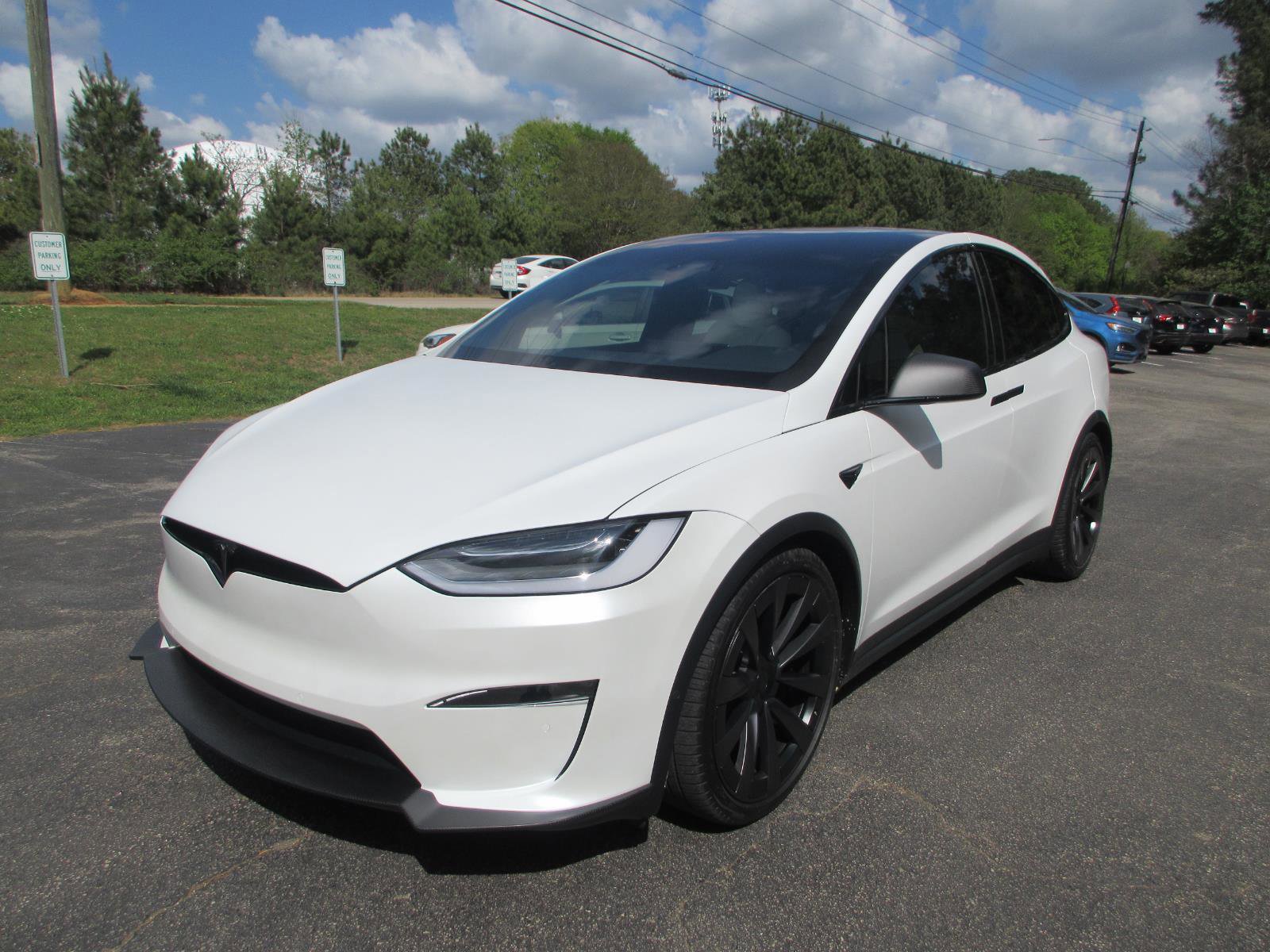 Used 2022 Tesla Model X AWD/4WD image 1