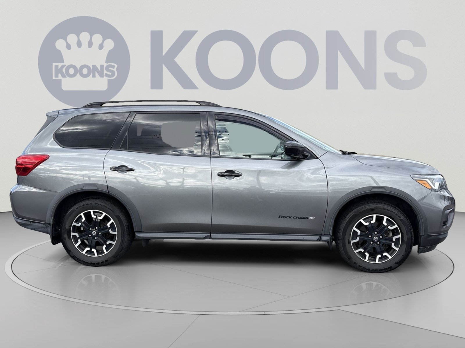 Used 2020 Nissan Pathfinder SL AWD/4WD image 8