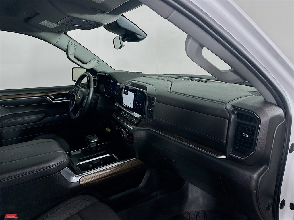 Used 2023 Chevrolet Silverado 1500 LT w/ Z71 Off-Road Package image 31