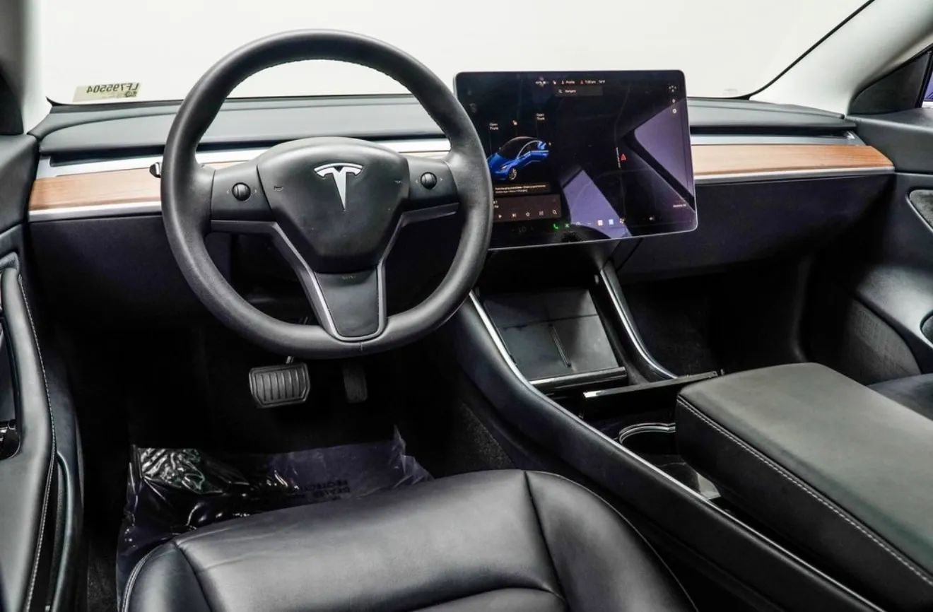 Used 2020 Tesla Model 3 Long Range image 10