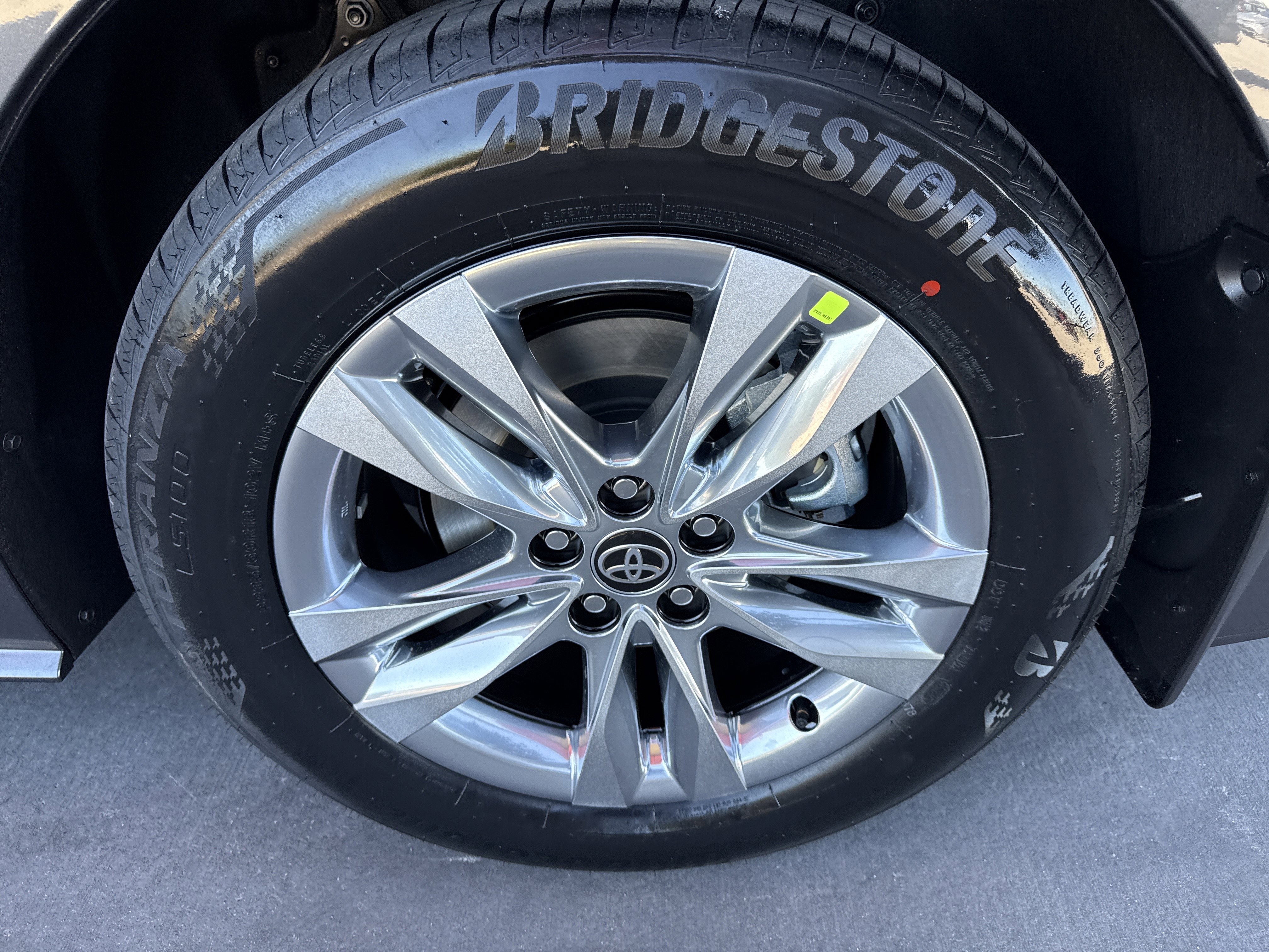 New 2025 Toyota Sienna XLE image 10