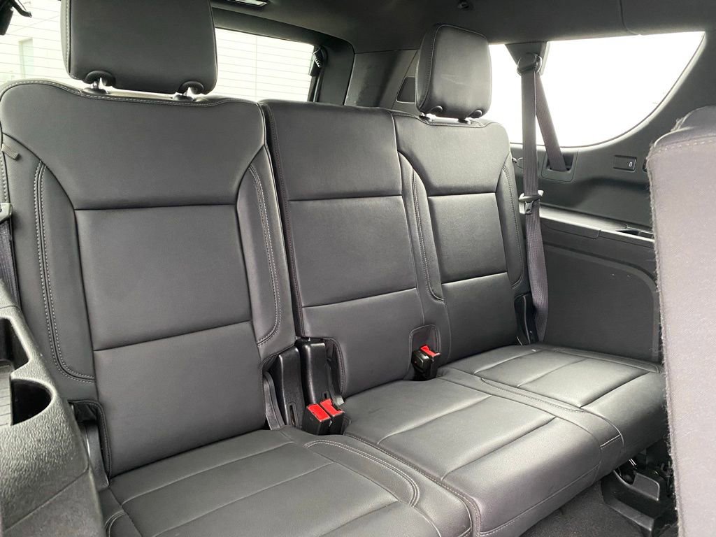 Used 2024 Chevrolet Suburban LT image 28