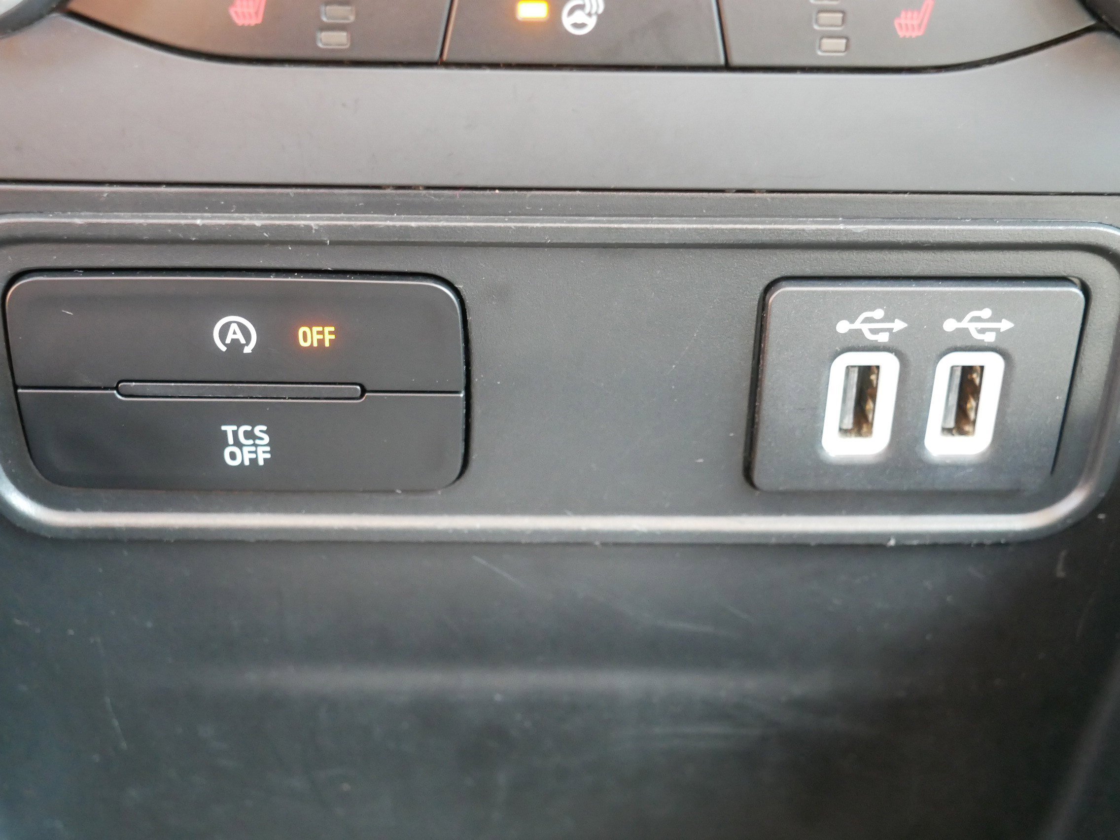 Used 2020 Ford EcoSport SES AWD/4WD image 32