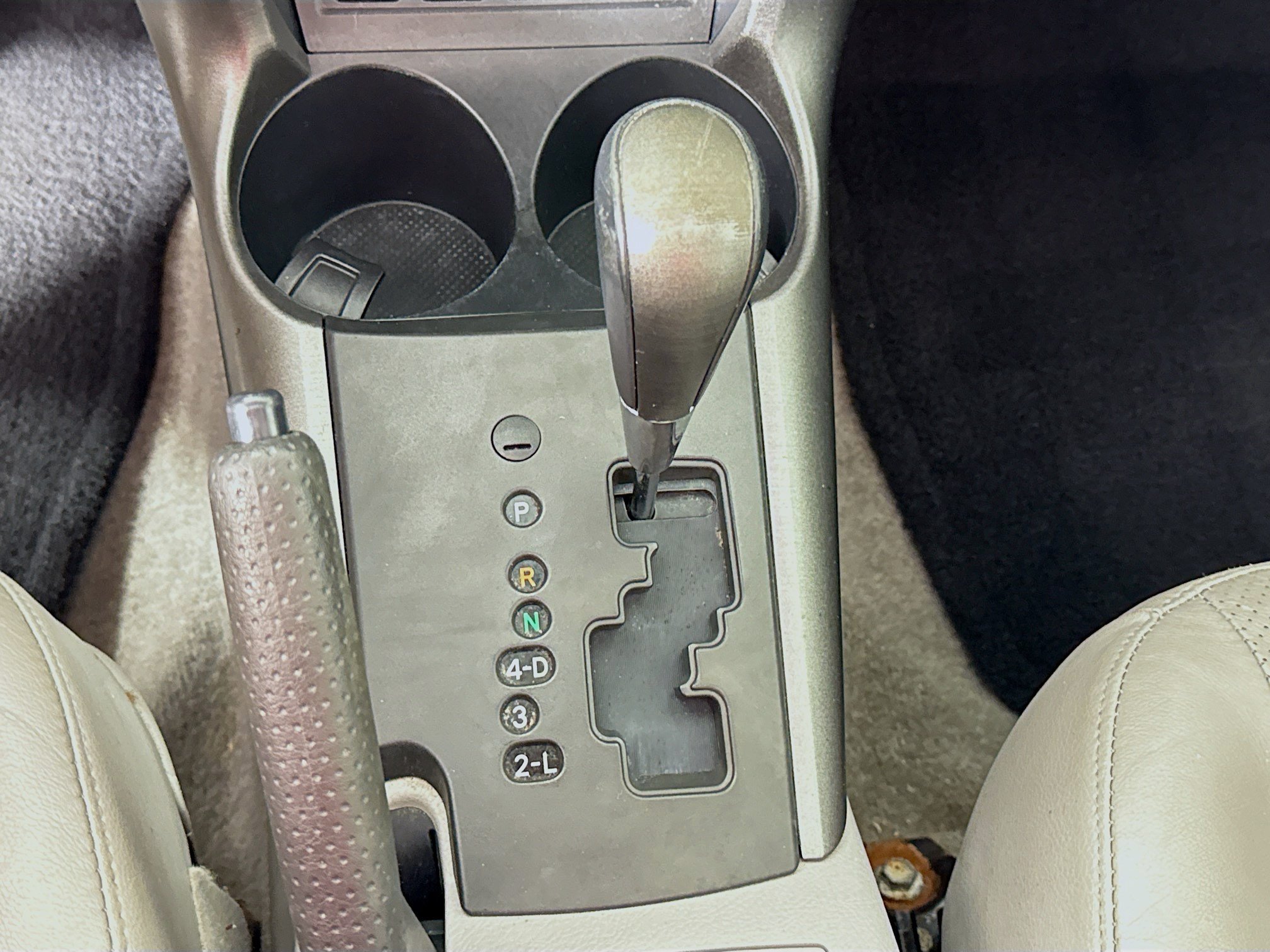 Used 2009 Toyota RAV4 Limited AWD/4WD image 18