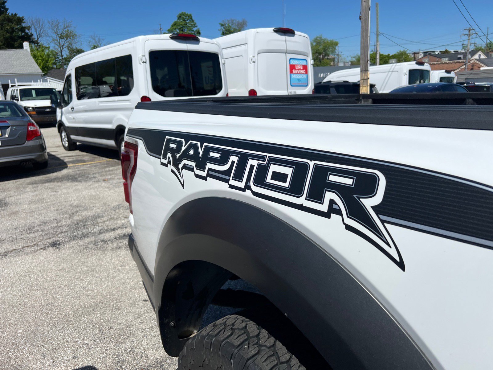 Used 2019 Ford F150 Raptor w/ Equipment Group 802A Luxury AWD/4WD image 5