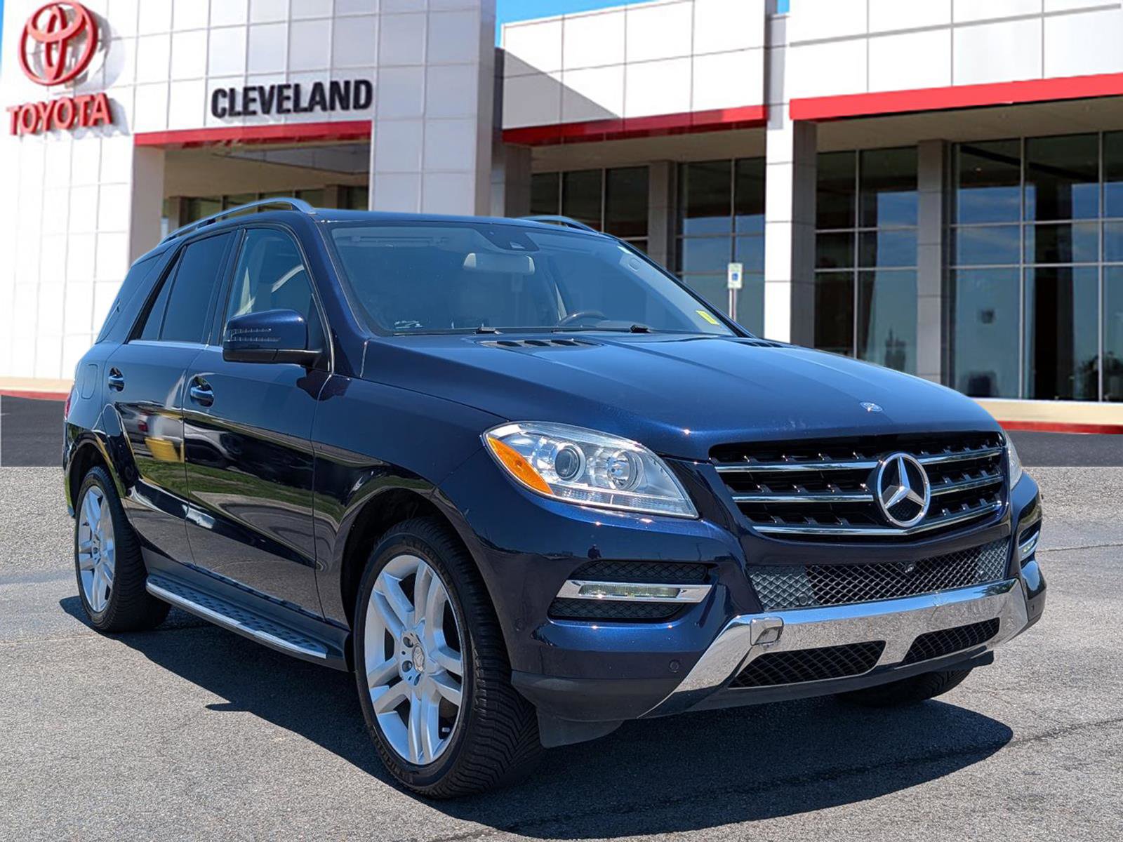 Used 2015 Mercedes-Benz ML 350 2WD video 2