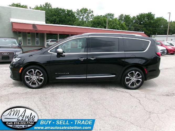 Used 2021 Chrysler Pacifica Pinnacle AWD/4WD image 2