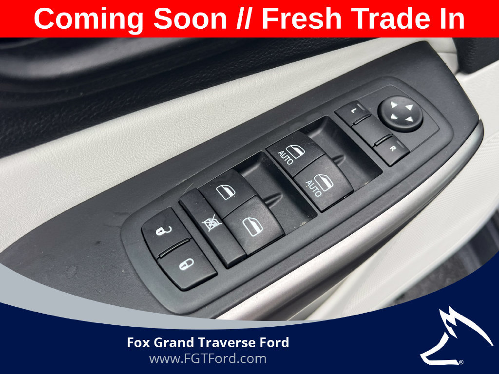 Used 2020 Jeep Cherokee Latitude Lux w/ Comfort/Convenience Group AWD/4WD image 16