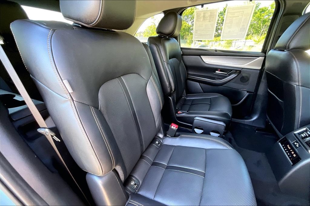 Used 2024 MAZDA CX-90 Plug-In Hybrid w/ Preferred AWD/4WD image 27