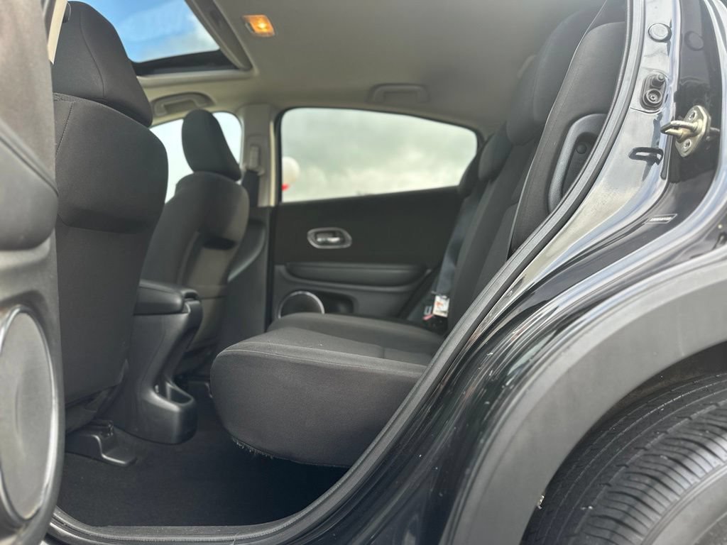 Used 2016 Honda HR-V EX image 19