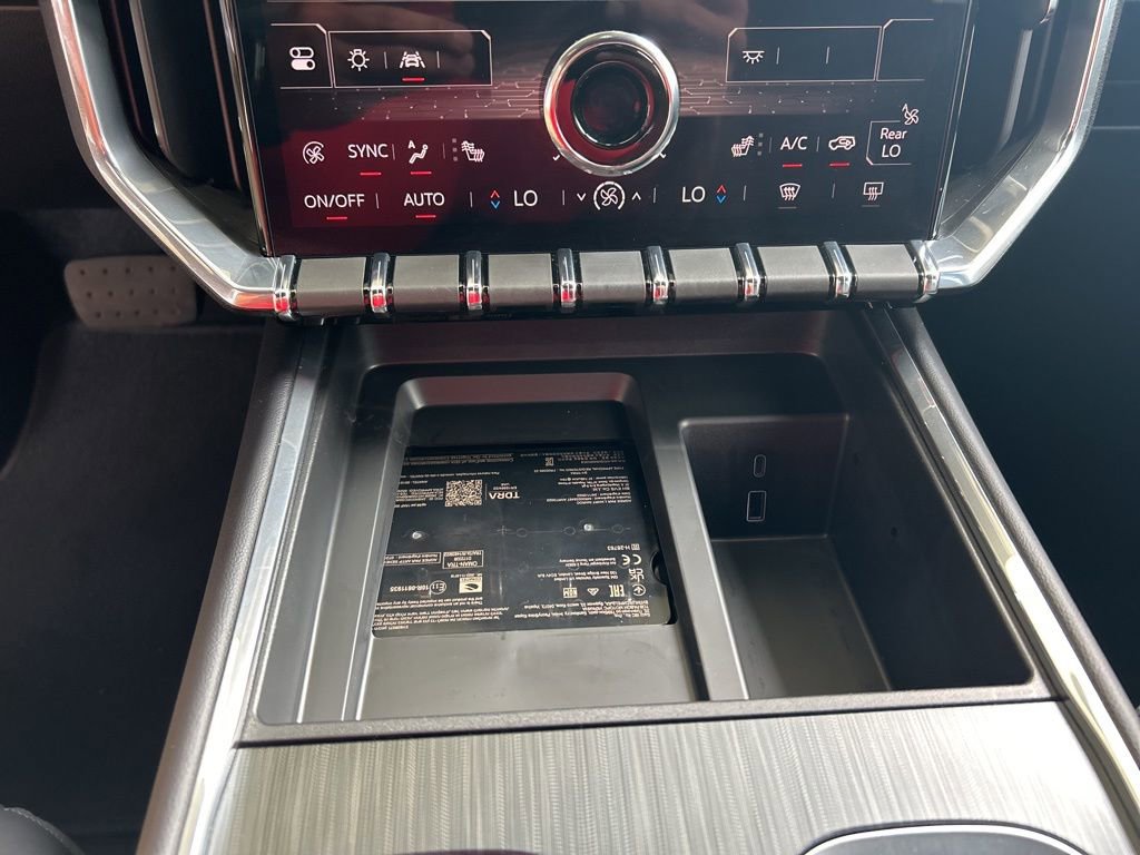 Used 2024 GMC Acadia Elevation w/ Luxury Package image 18