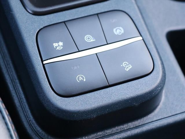 Used 2022 Ford Maverick Lariat w/ Equipment Group 500A Standard image 28