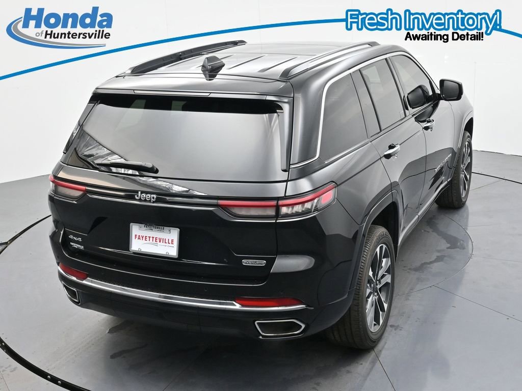 Used 2023 Jeep Grand Cherokee Overland AWD/4WD image 34