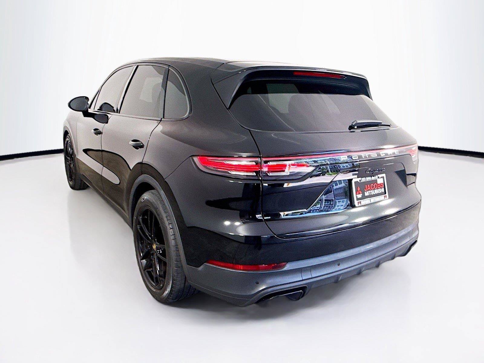 Used 2020 Porsche Cayenne AWD/4WD image 25