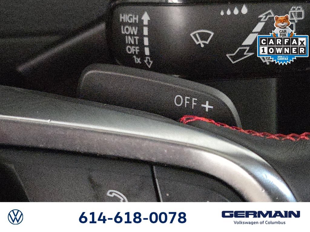 Used 2018 Volkswagen GTI SE FWD image 36