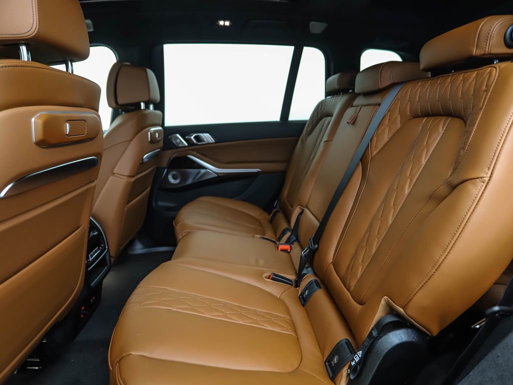 New 2026 BMW ALPINA XB7 image 21