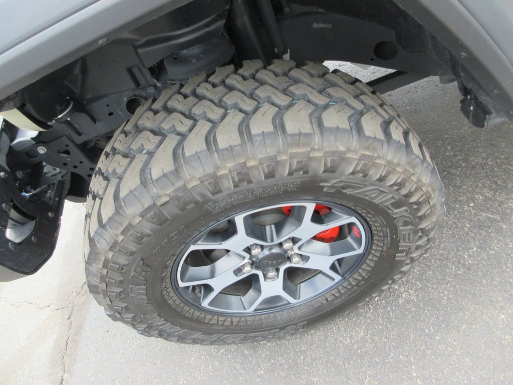 Used 2022 Jeep Wrangler Unlimited Rubicon w/ Steel Bumper Group AWD/4WD image 11