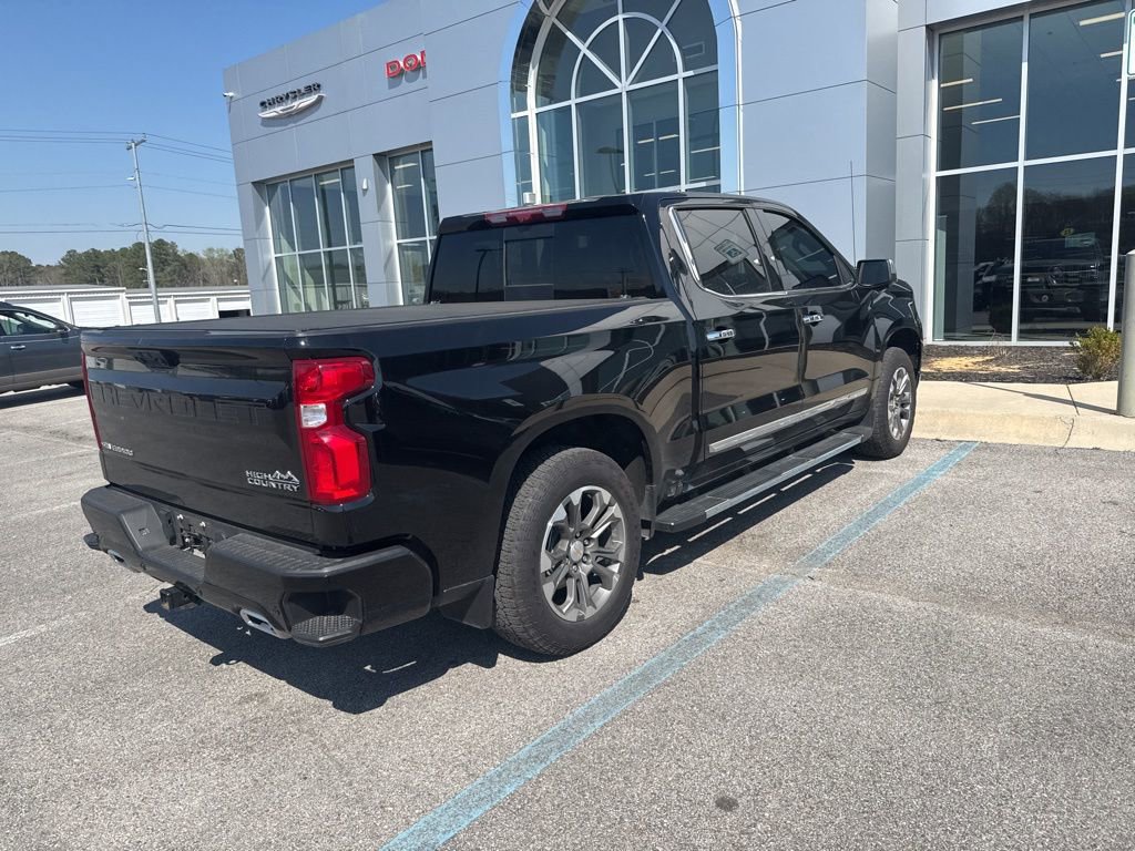 Used 2025 Chevrolet Silverado 1500 High Country w/ Technology Package image 7