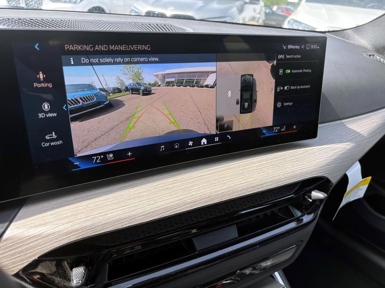 Used 2025 BMW 330i xDrive Sedan AWD/4WD image 21