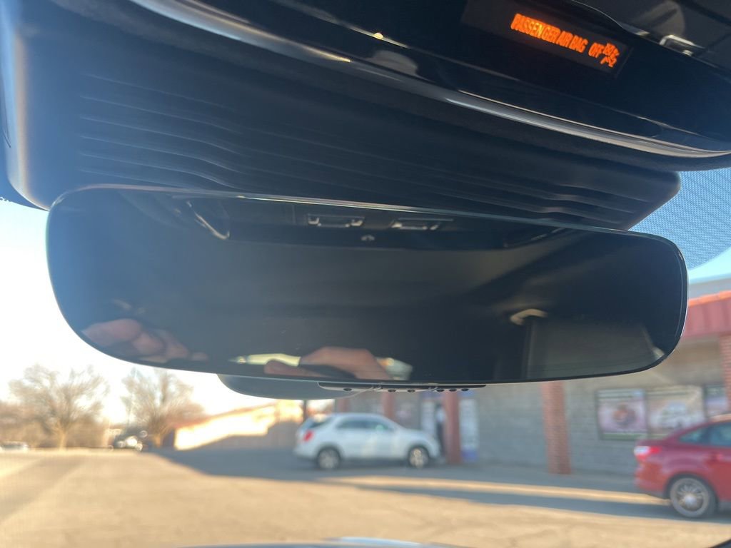 Used 2023 Land Rover Range Rover Velar R-Dynamic S image 76