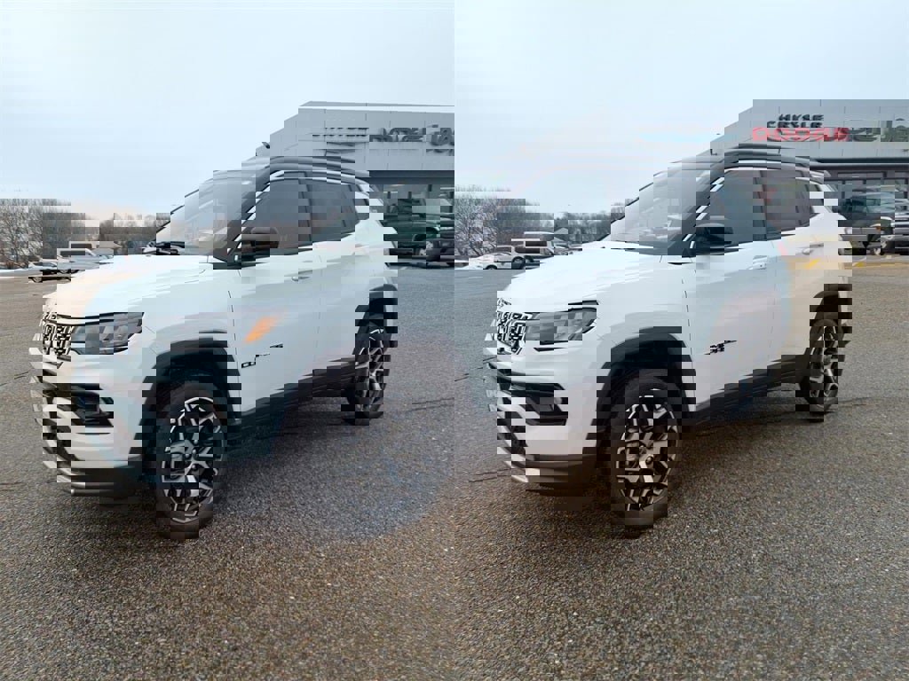 New 2026 Jeep Compass Limited w/ Sun, Sound & Navigation Group image 12