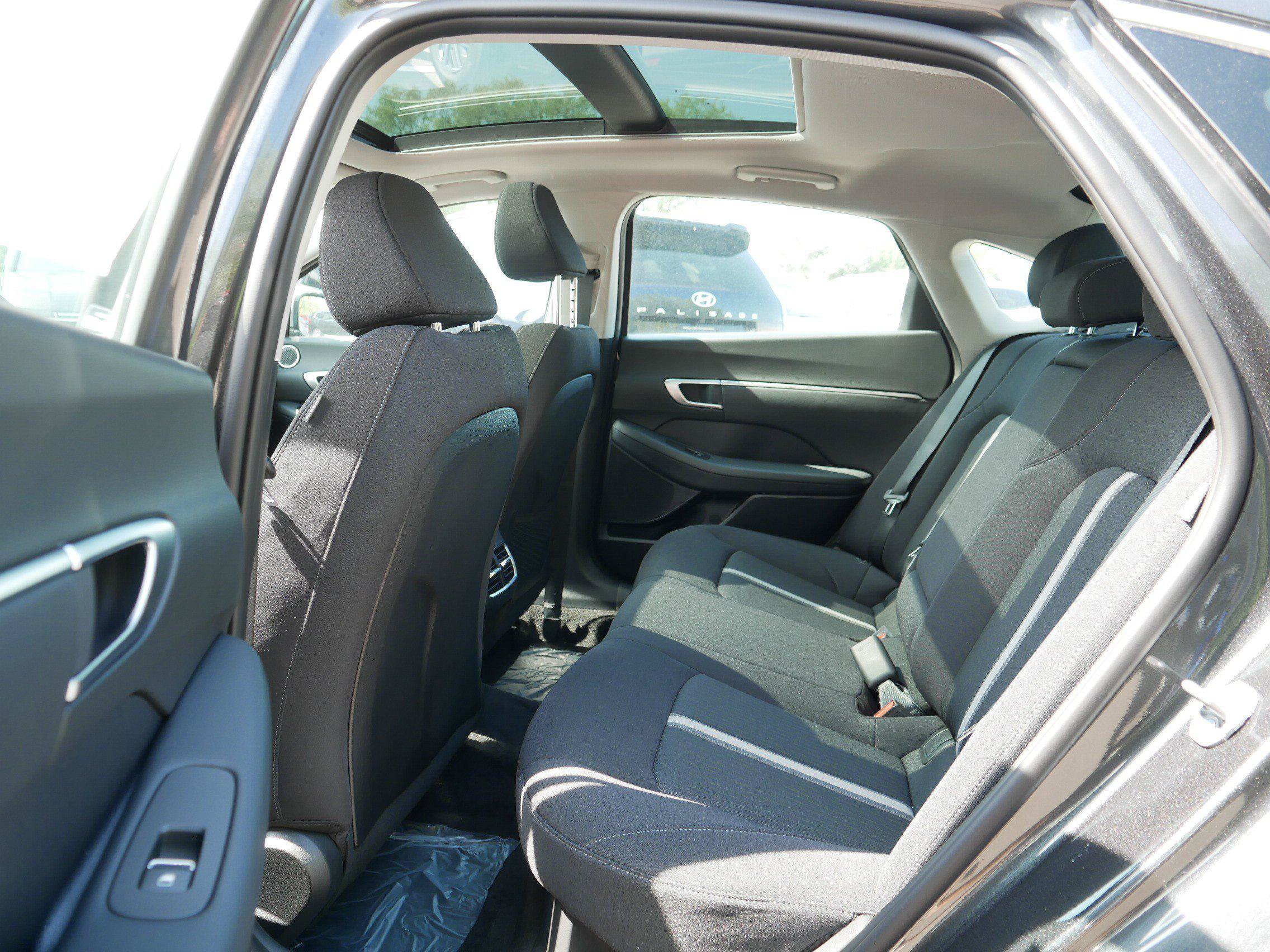 New 2026 Hyundai Sonata SEL FWD image 6