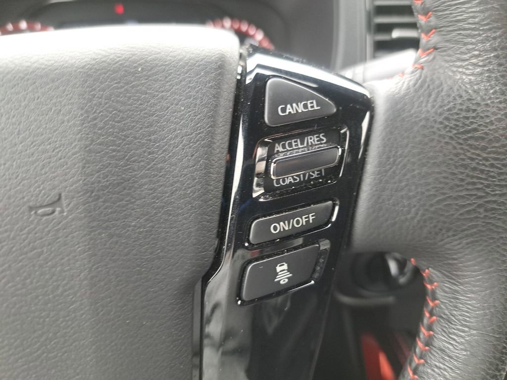 Used 2024 Nissan Frontier PRO-4X w/ Technology Package image 15