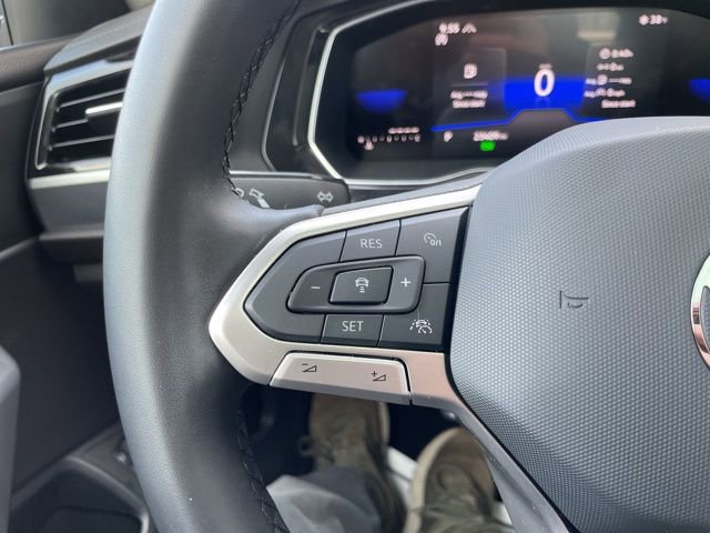 Used 2023 Volkswagen Jetta SE image 20