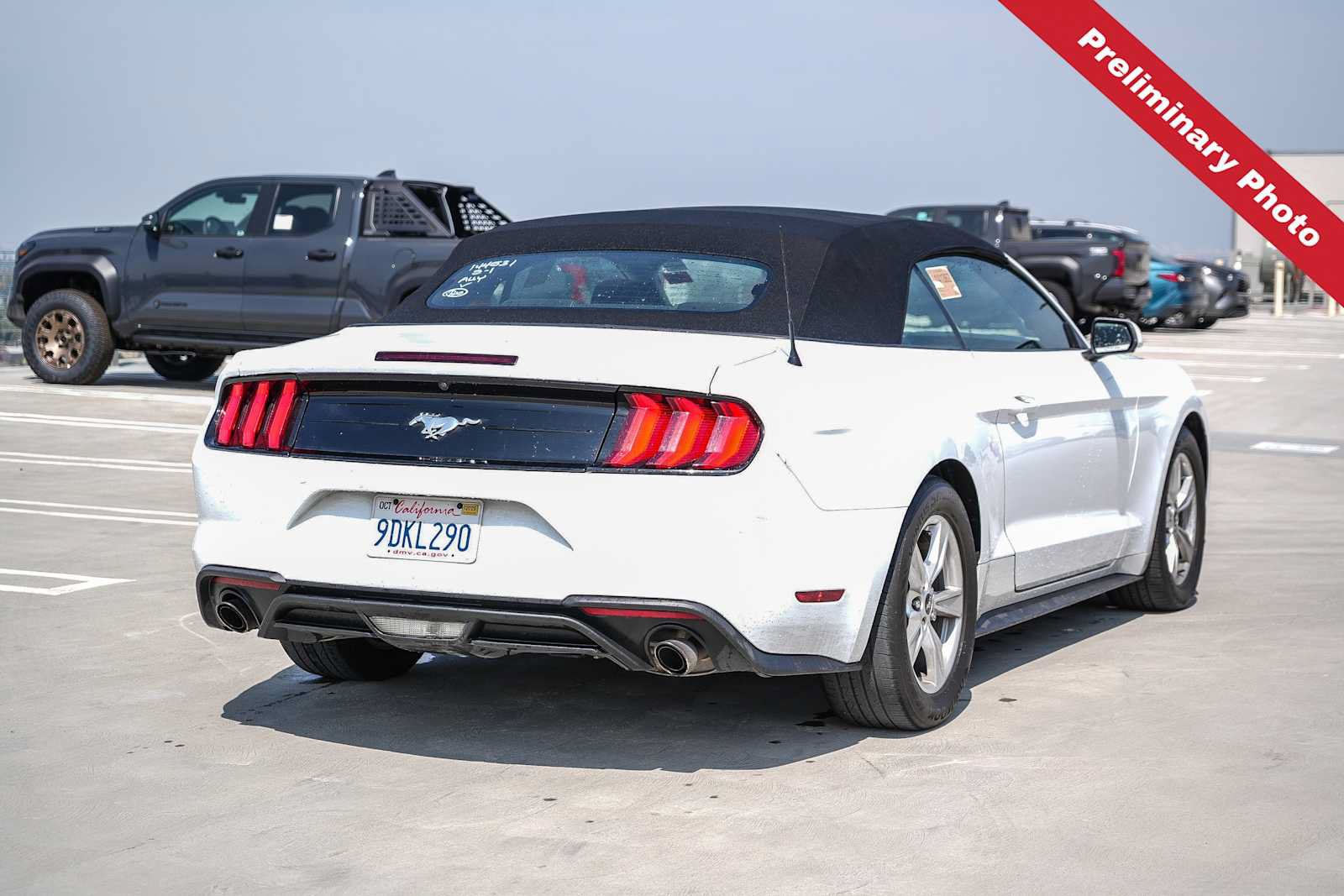Used 2022 Ford Mustang Convertible RWD image 6
