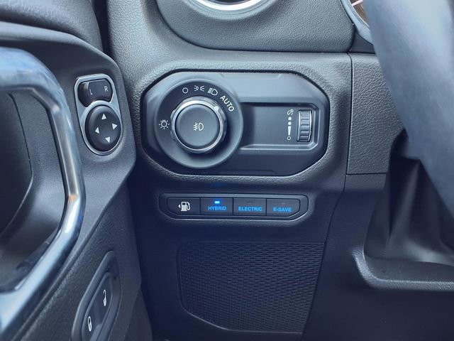 Used 2023 Jeep Wrangler Unlimited Rubicon 4xe w/ Safety Group AWD/4WD image 19