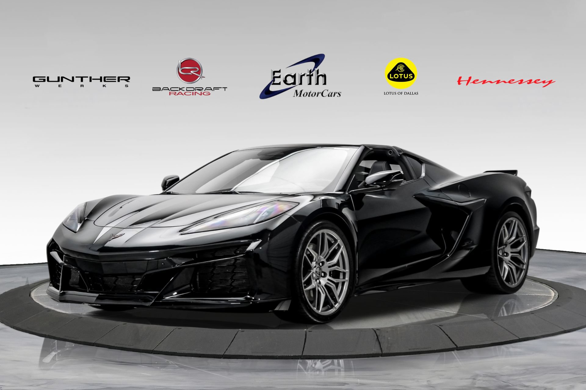 Used 2024 Chevrolet Corvette Z06 RWD image 1