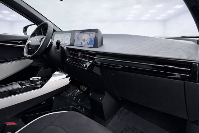 Used 2024 Kia EV6 GT-Line image 15