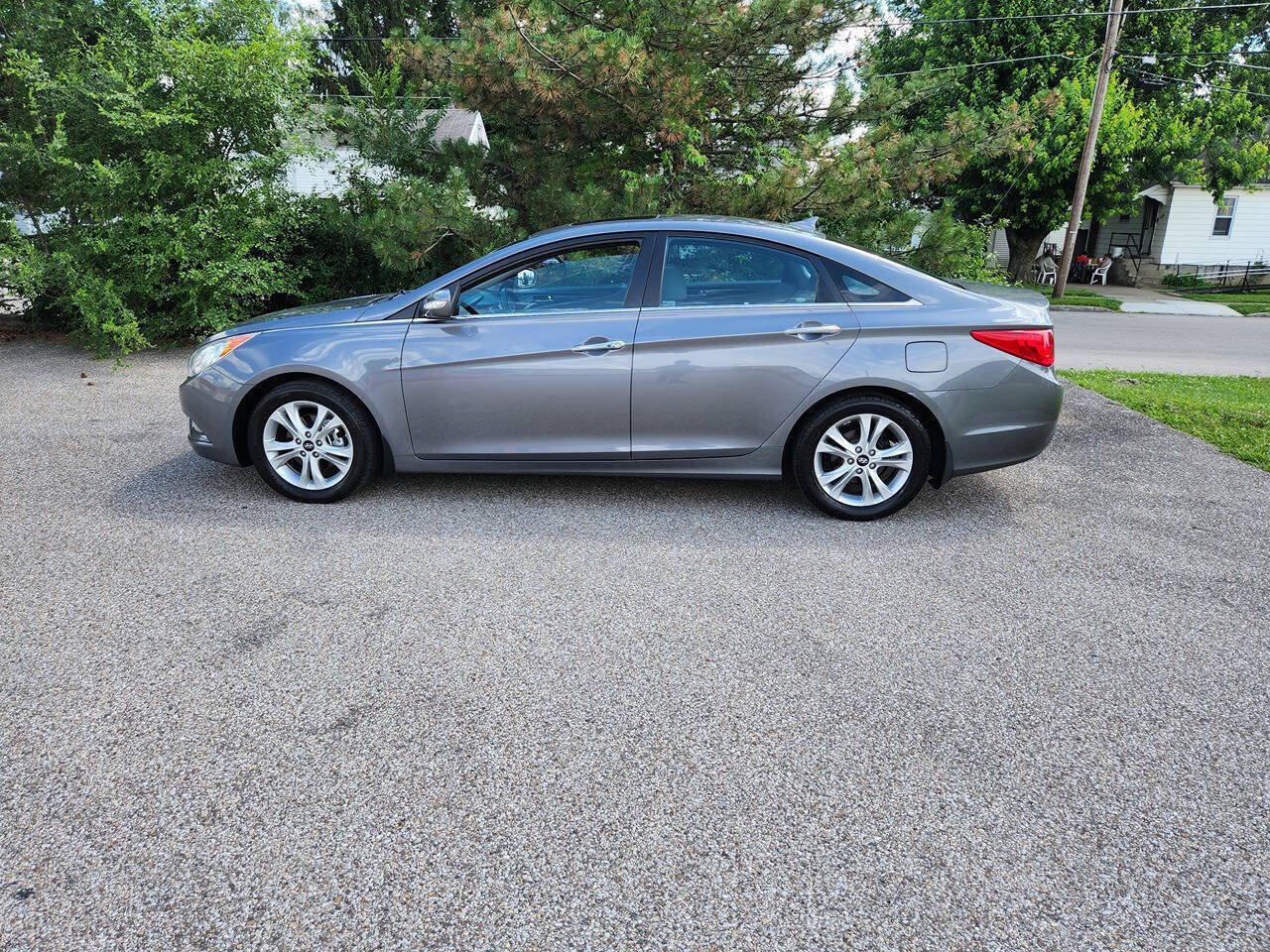 Used 2011 Hyundai Sonata Limited FWD image 9